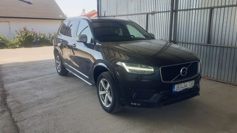 Volvo XC 90 Volvo XC90 R Design cu 7 locuri, diesel, cutie AT, an 2018, 166000 km.
