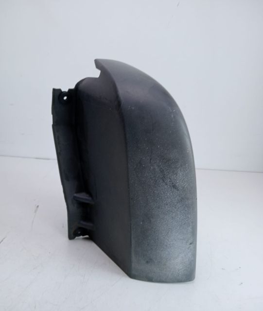 Ornament spate dreapta 8200048866 Opel Vivaro  seria