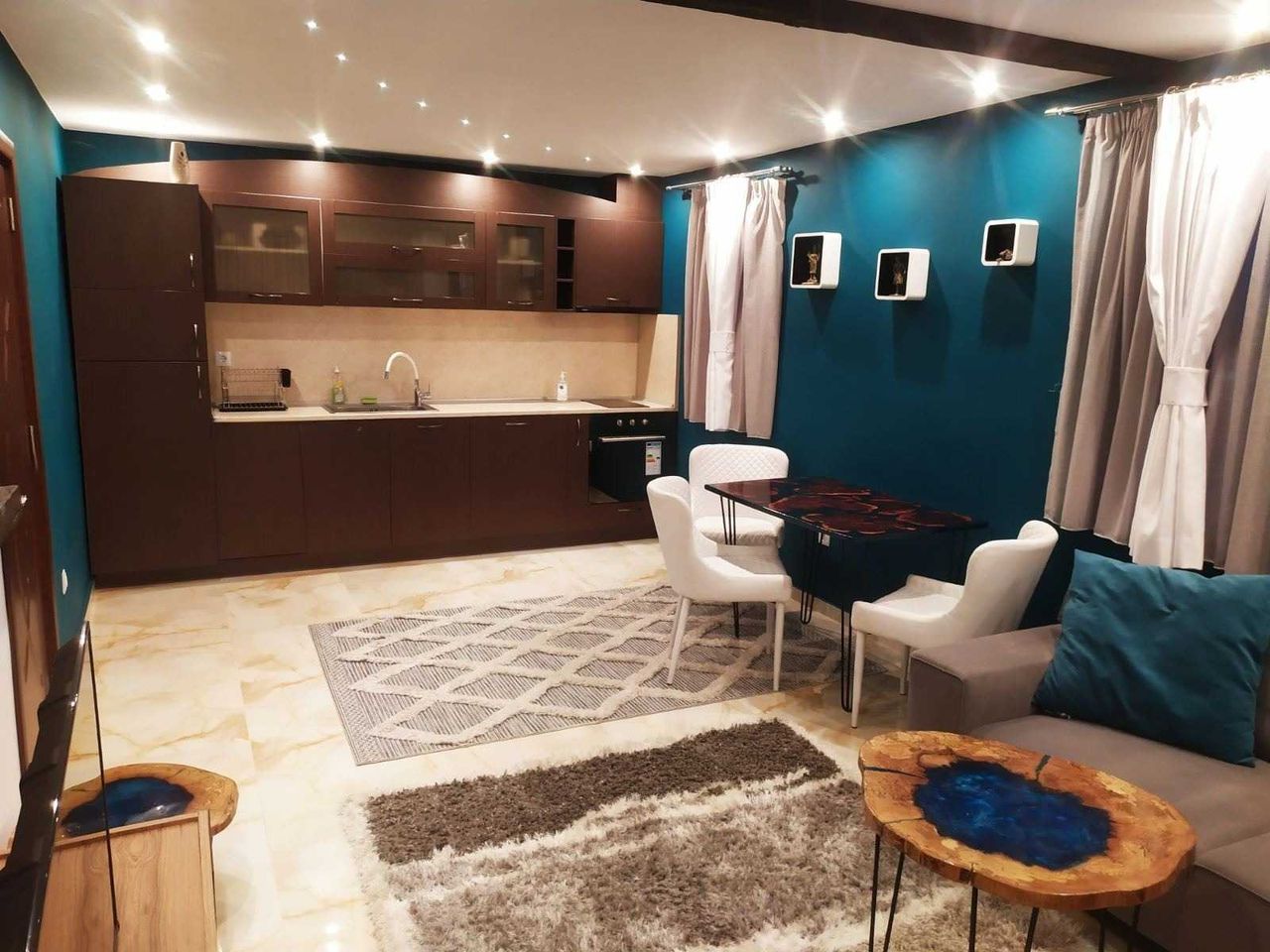 Дава се под наем Двустаен апартамент в София, Карпузица - 75 кв.м за 700 € - Снимка #5