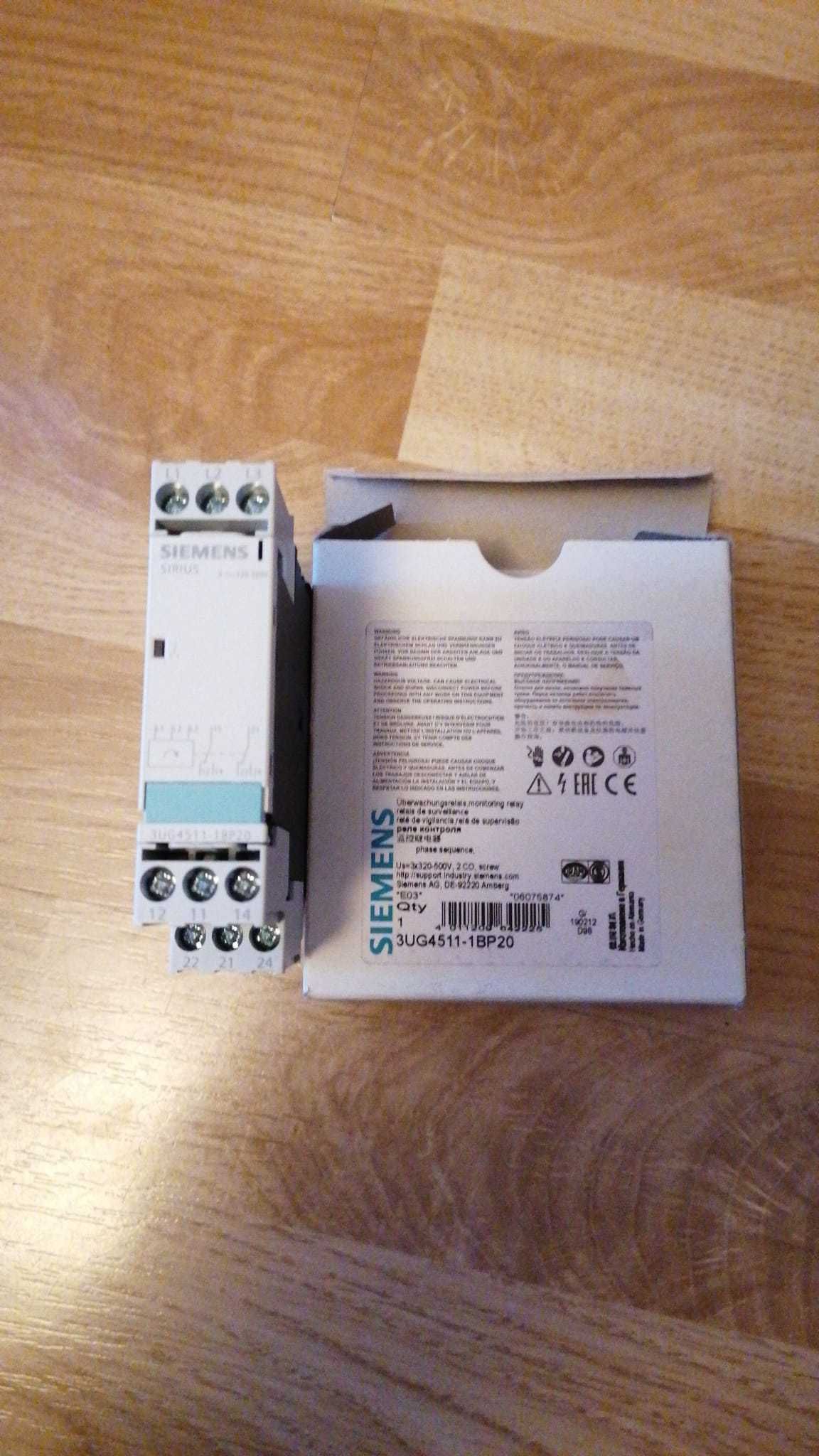 3UG4511-1BP20 - Releu de monitorizare a tensiunii trif, 500V, Siemens