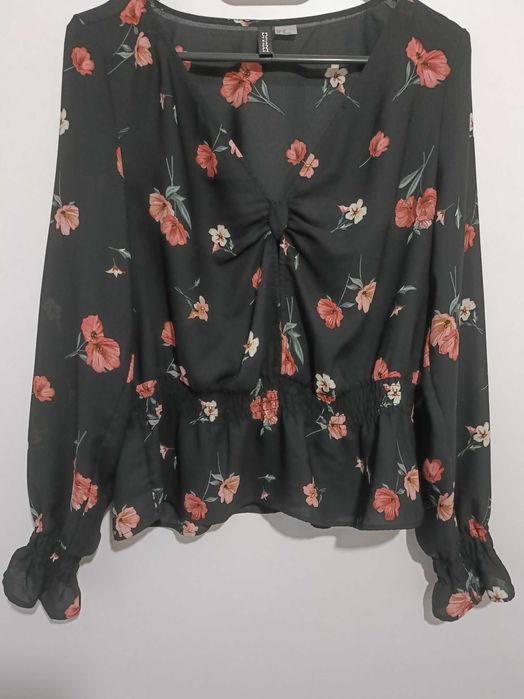 Bluză cu flori | DIVIDED H&M