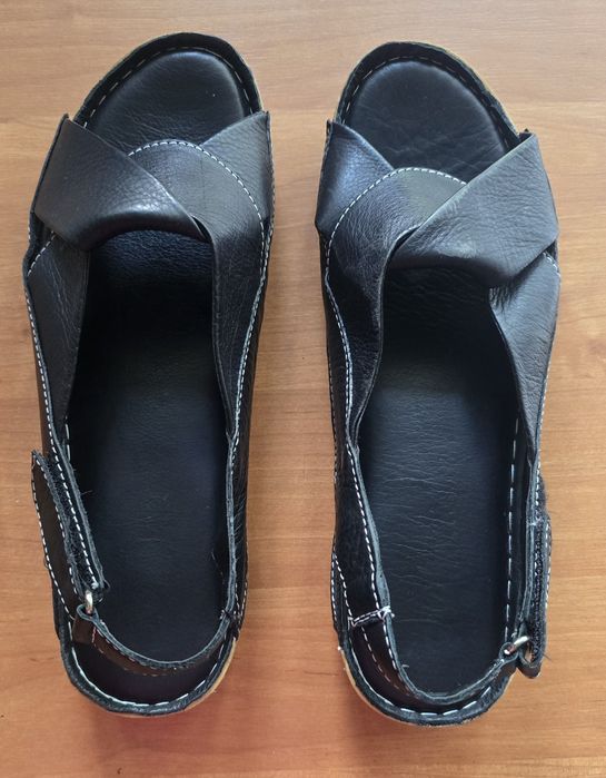 Сандалии,босоножки кожа,Турция,рр 39-40.