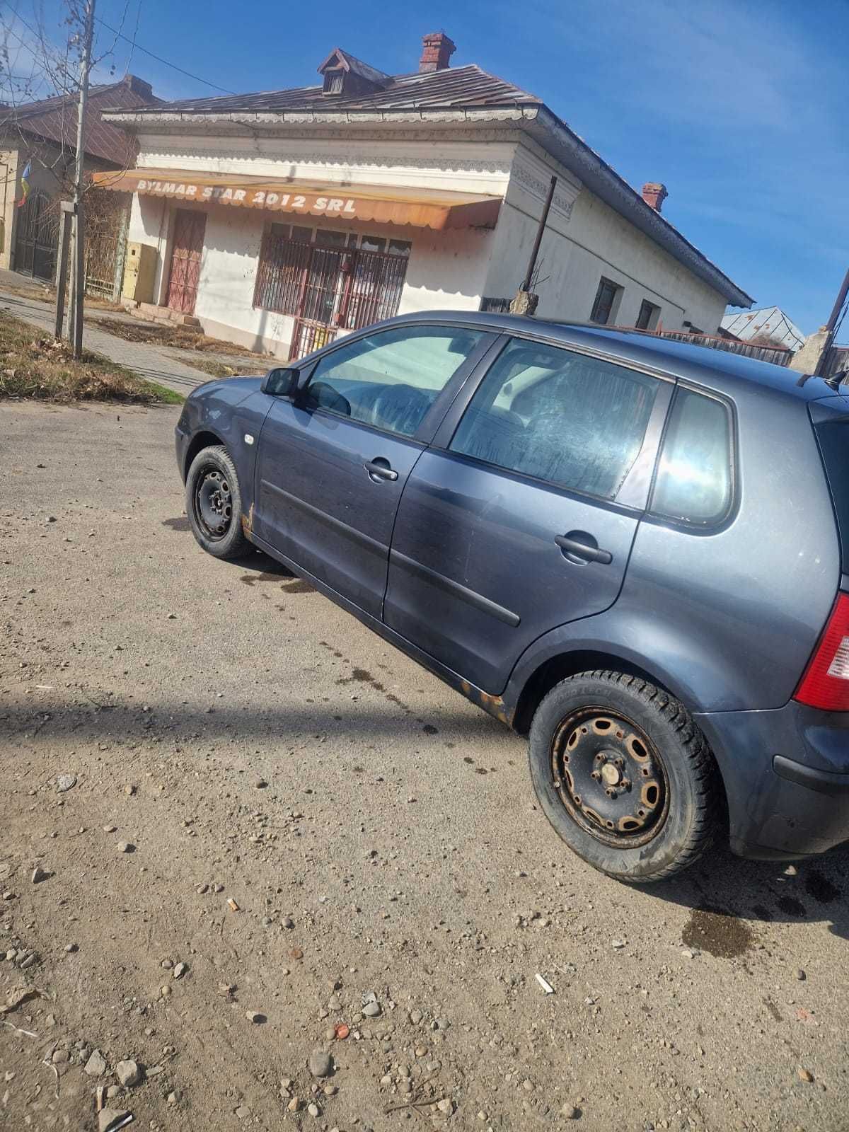 Volkswagen Polo 1.2 benzina, an 2003