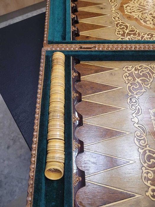 Ръчно резбован комплект мароканска табла