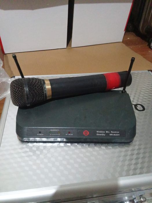 Продаю Радио Микрофон.
Пр . Япония.
803.300mhz.