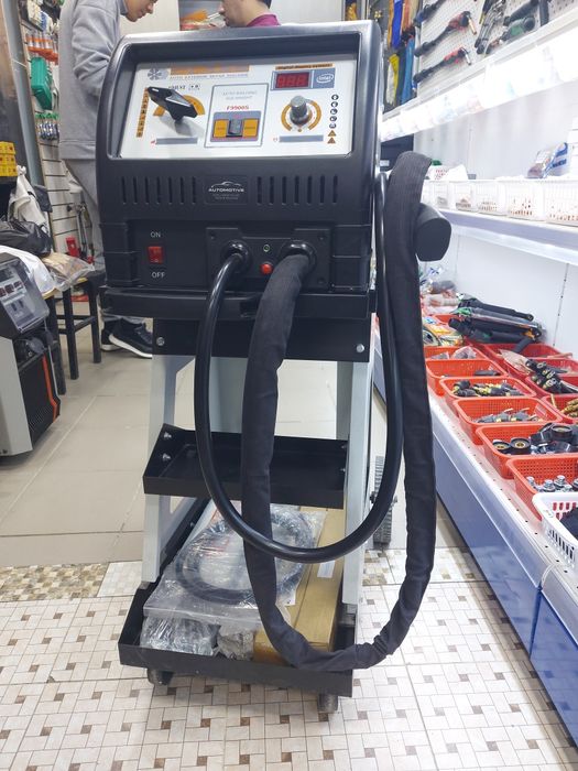 Споттер 9900S  входное напряжение 220в