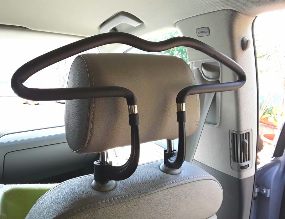 UMERAȘE AUTO din metal cu material antialunecare cu fixare pe tetiera