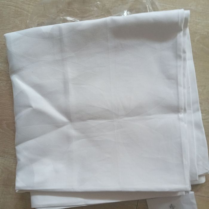 Fata de masa Jaquard alba bumbac