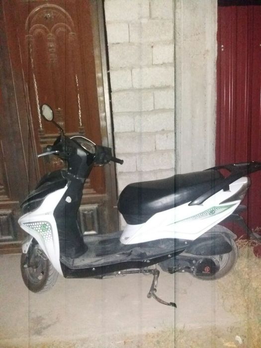 Skuter bonvi 150 kub 6litr 200km 500$