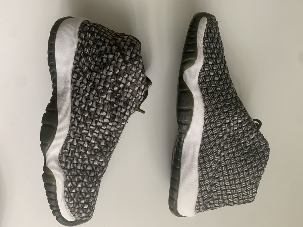 Jordan Future  Olive