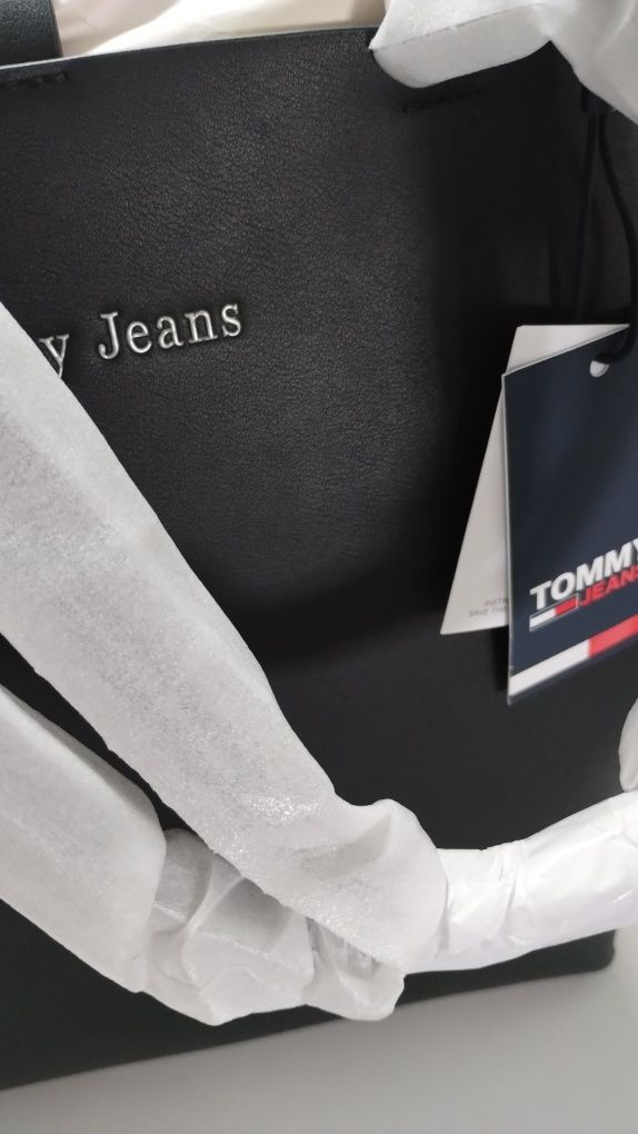 Geanta neagra Tommy jeans
