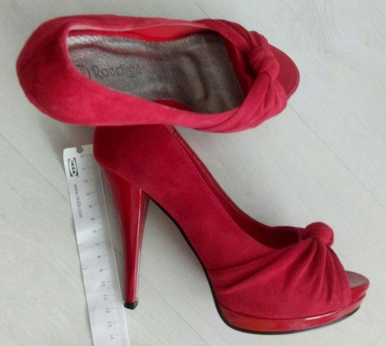 Сандали на ток 20лв