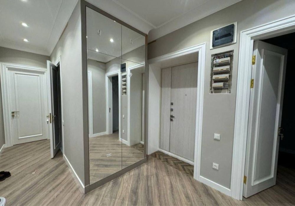 СРОЧНО! ПРОДАЁТСЯ Новостройка на Ц-1  4/4/14 в ЖК Инфинити Яшнабадский