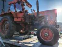 Dezmembrez Tractor U 651 4x4 cu motor Saviem