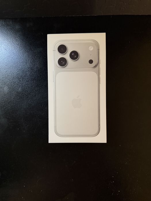 iPhone 17 Pro Max Silver 256GB sigilat