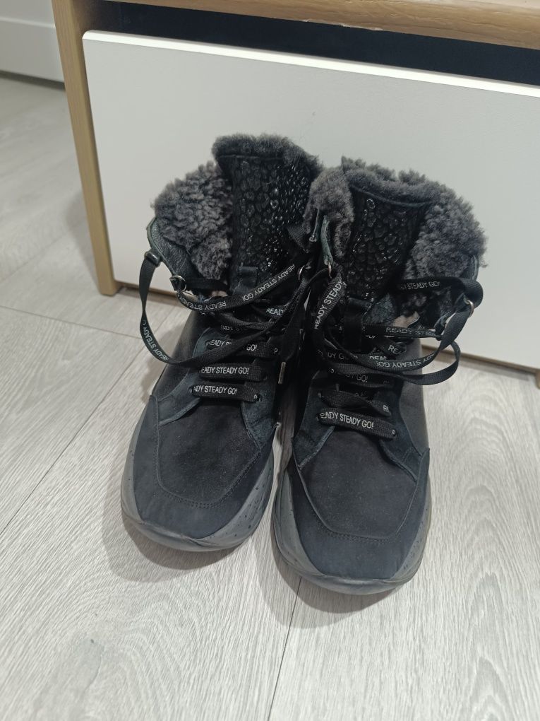 Зимние, женские кроссовки, размер 37