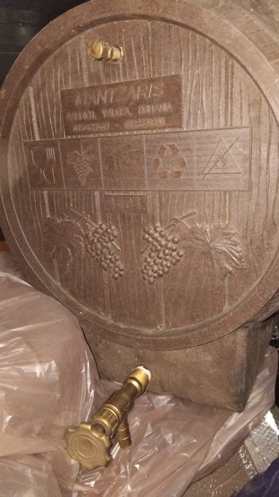 Butoi de vin de plastic