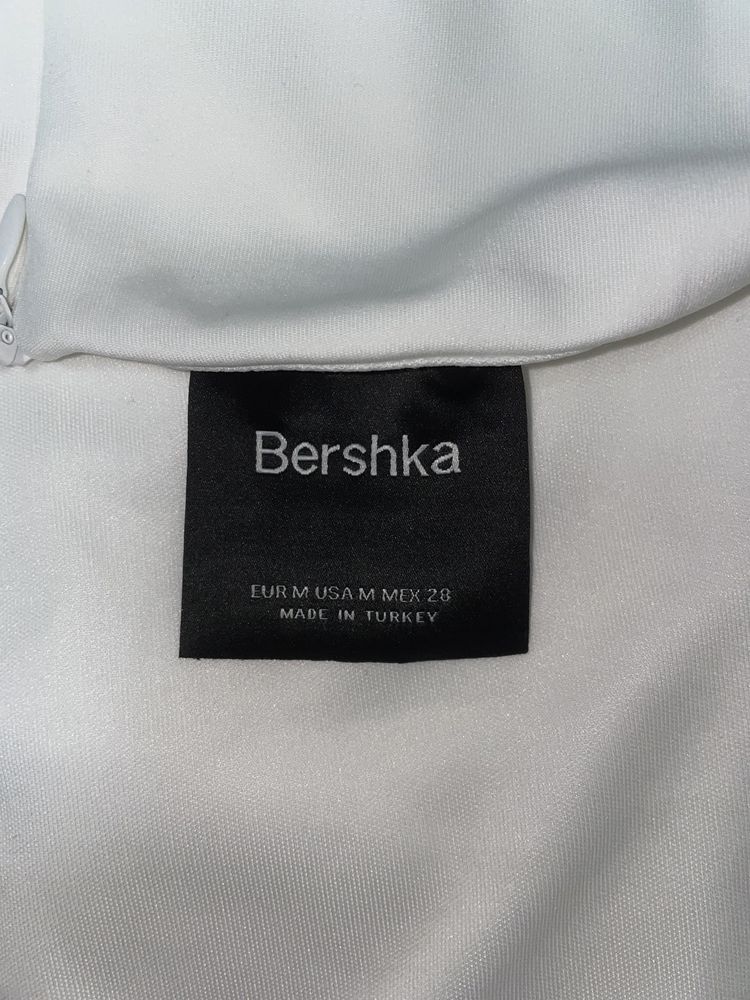 Рокля- Bershka