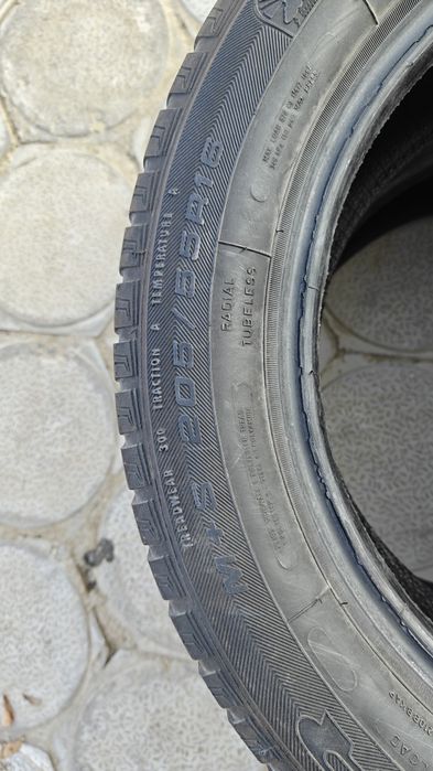 Шины всесезонные 205/55/16 2шт