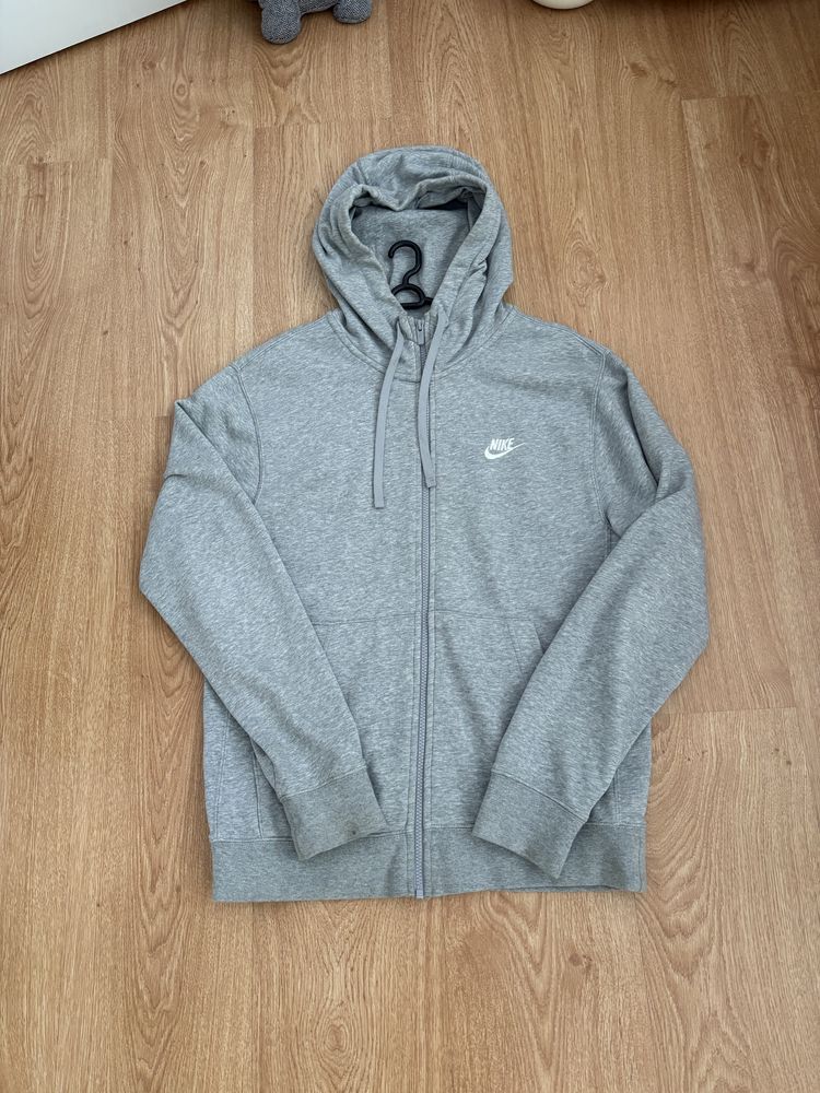 Nike горница сива
