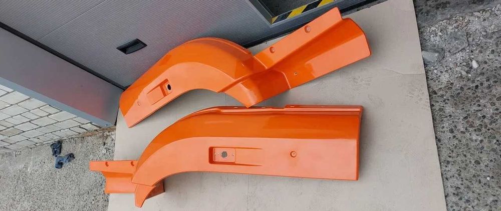 Панель передней части переднего крыла левая на КамАЗ (Рест.)