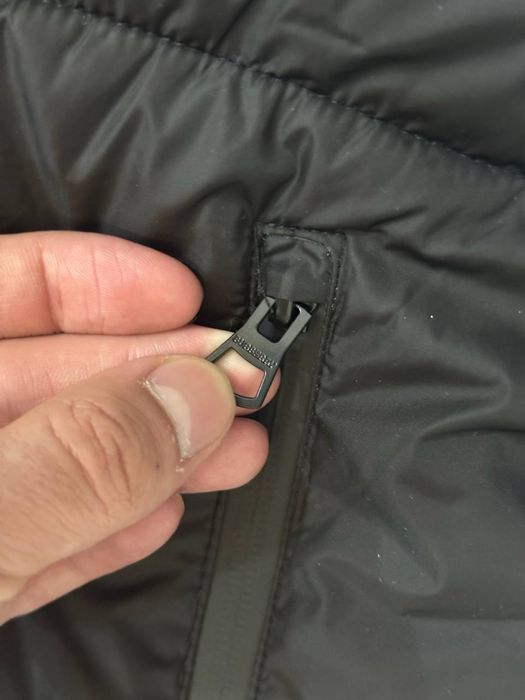 Burberry Пухавик / жилетка / Куртка