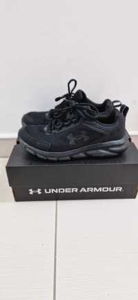 Adidasi Under Armour Charged Assert 9, marime 40