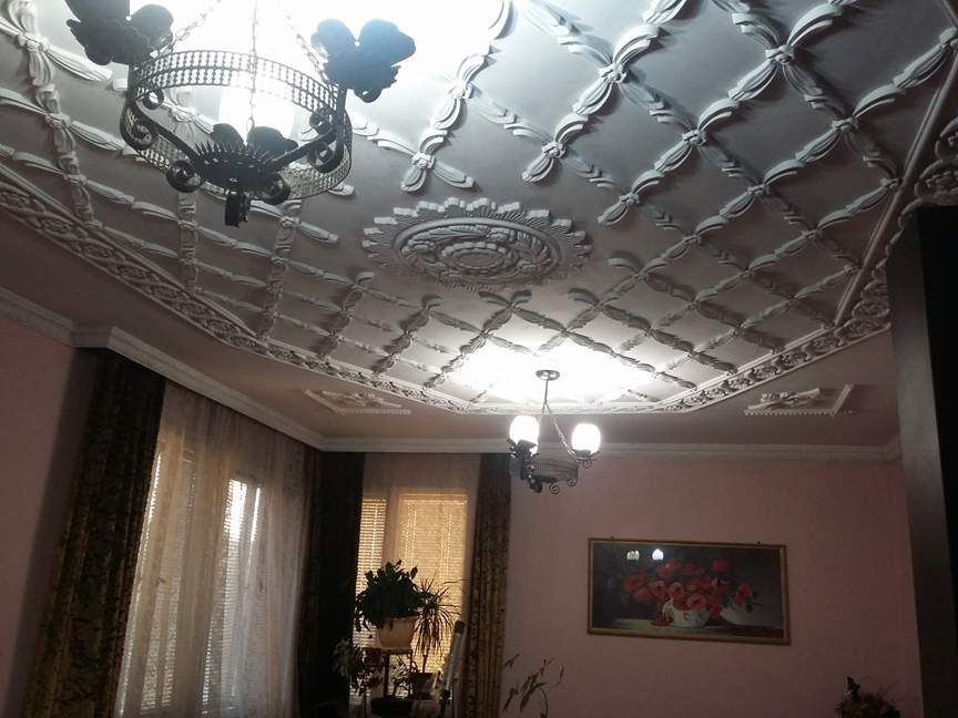 Къща монолитна 220 кв.м.+ дворно място в гр.Горна Оряховица