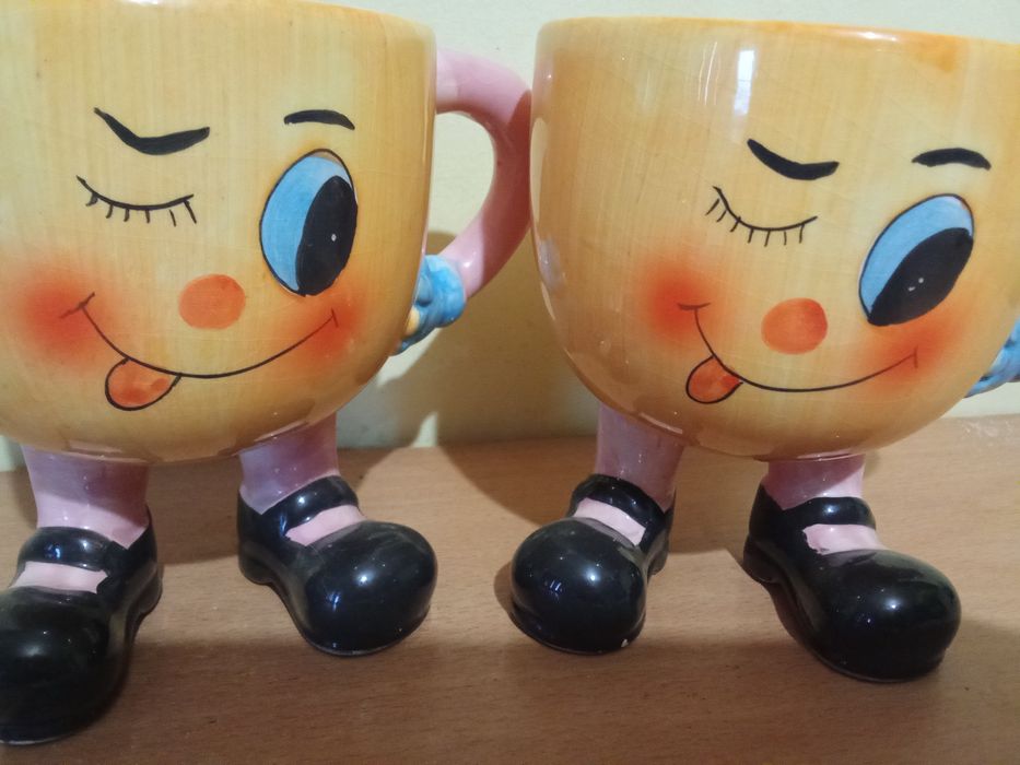 Забавни   чашки .