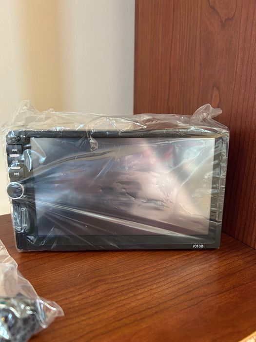 Мултимедия за кола 7018B