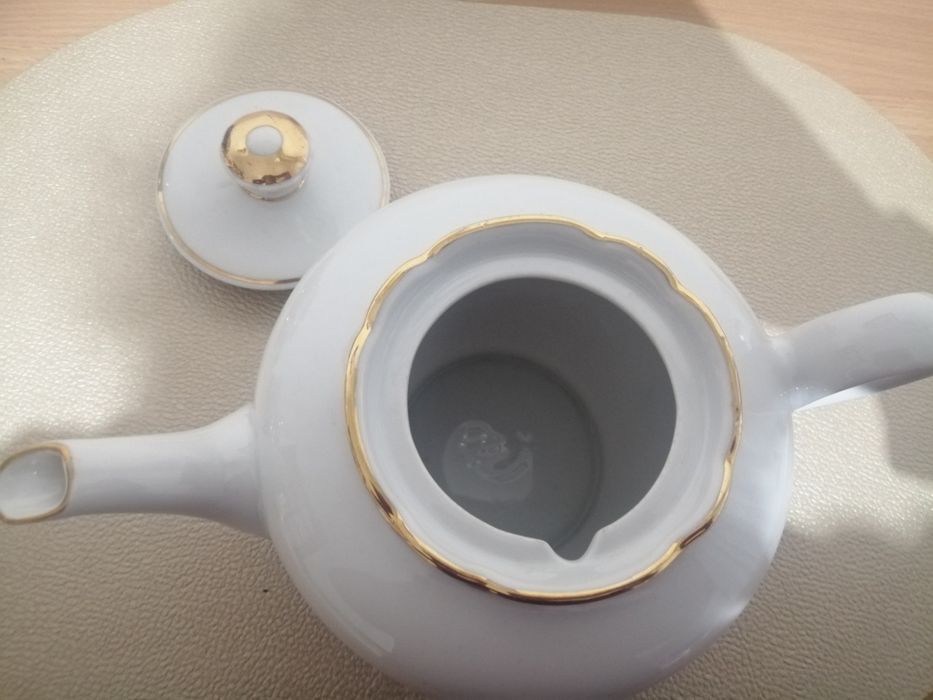 Порцеланов чайник  на Бавария