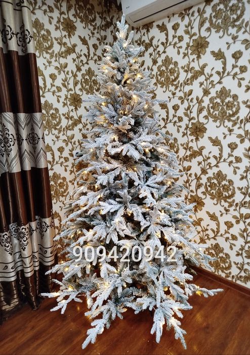 Новогодня ёлка Аляска премиум. Встроенная светодиодная гирлянда