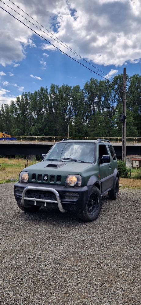 Vând Suzuki jimny