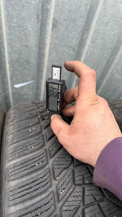 235 50 19 iarna Hankook Winter I CEPT EVO3 DOT 1921