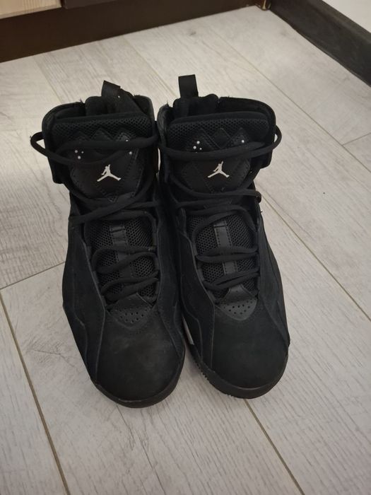 Jordan True Flight Black