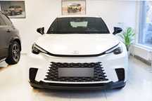 Lexus LBX