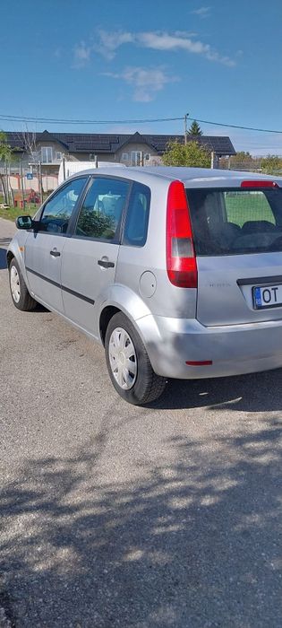 Ford fiesta 2004