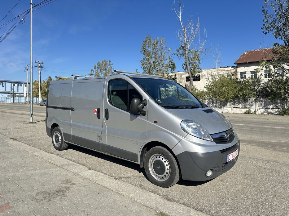 Opel Vivaro 2011 2.0CDTI, Varianta lunga, Webasto, Pilot Automat, AC