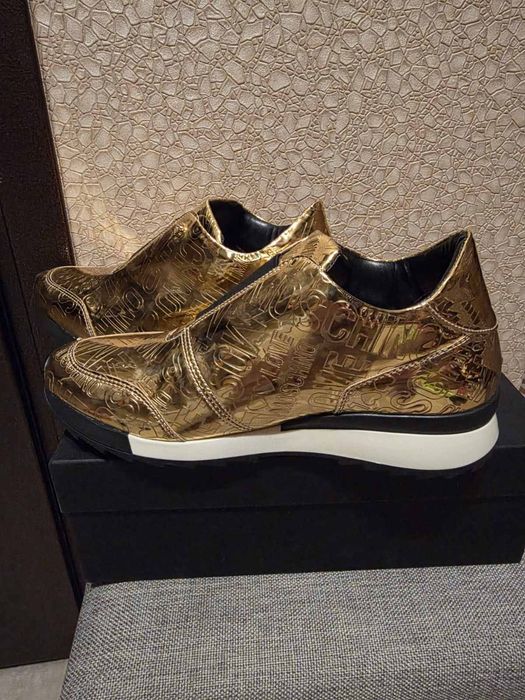 Love Moschino обувки