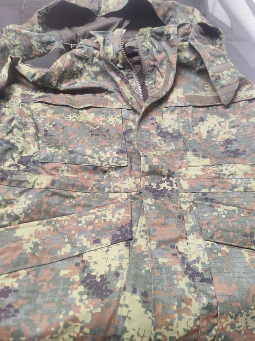 Продавам нови панталони, риза ,шуба и поларено яке  176 / 2xl