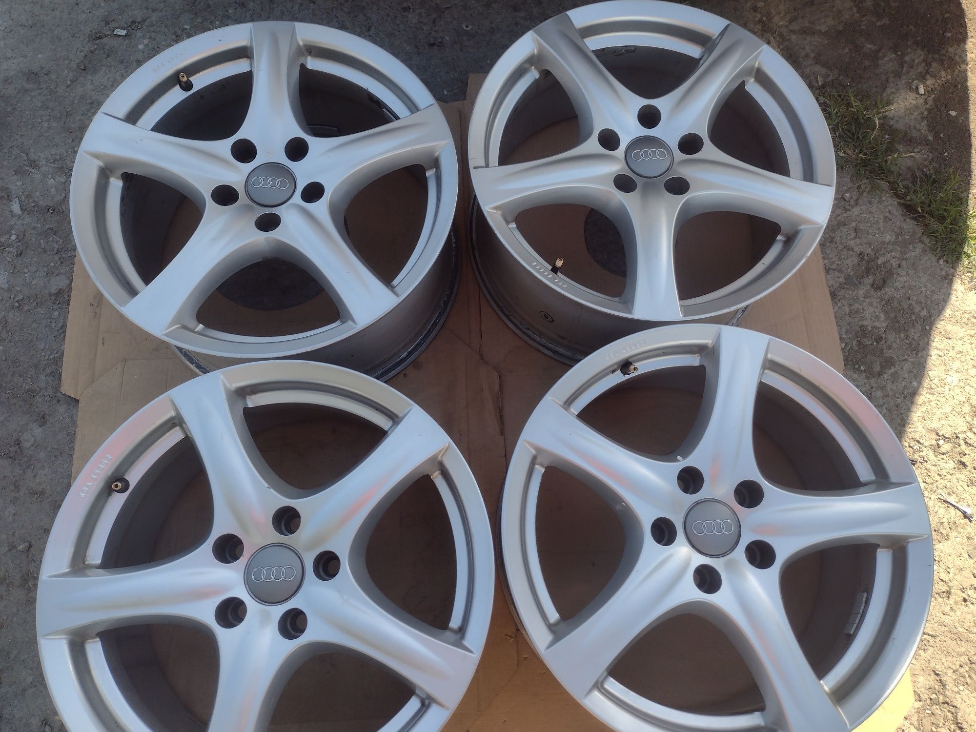 Топ състояние Ronal 17-5x112 ET48. 8j Audi A3 S3