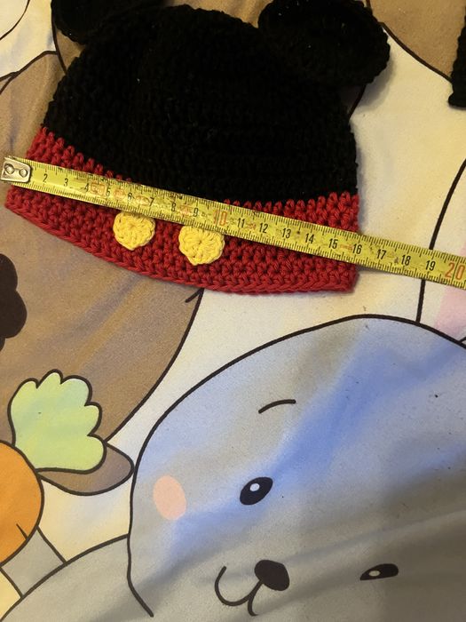 Costum crosetat mickey mouse