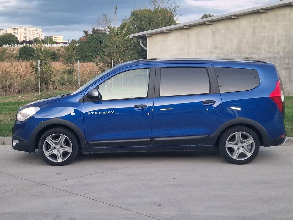 Dacia Lodgy Stepway 2022 - 7 Locuri - TVA Deductibil - Schimb