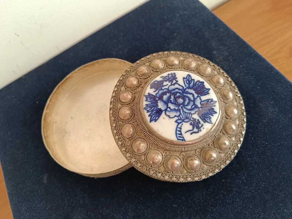 Кутия за бижута, ретро