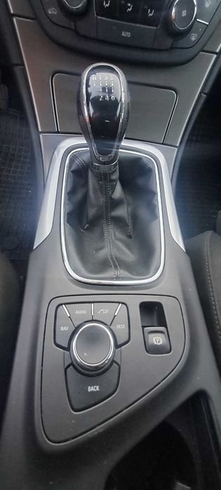 Арматурно табло за Опел Инсигниа Insugnia 2009г