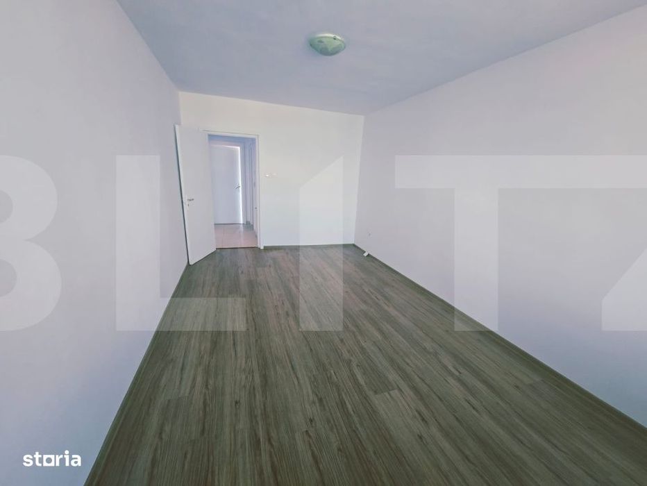 Apartament de vanzare, cu 3 camere, zona Olimpia-Stadion cu vedere pan