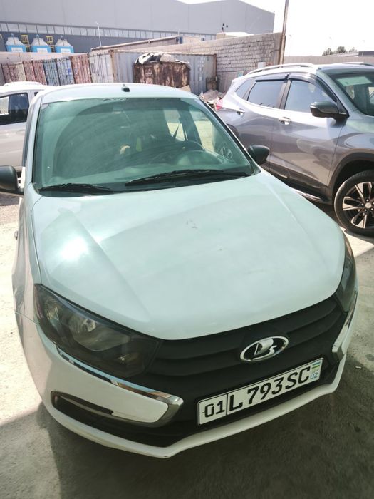 Lada granta 2018