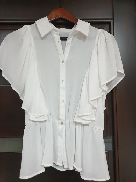 Cămașă Albă cu volane