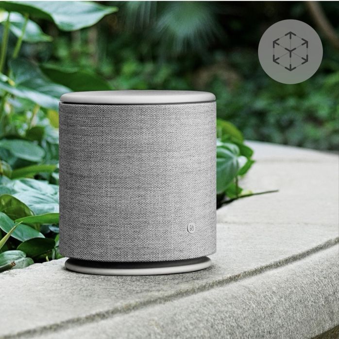 Boxa Bang & Olufsen M5 premium in stare 9,5/10, cutie