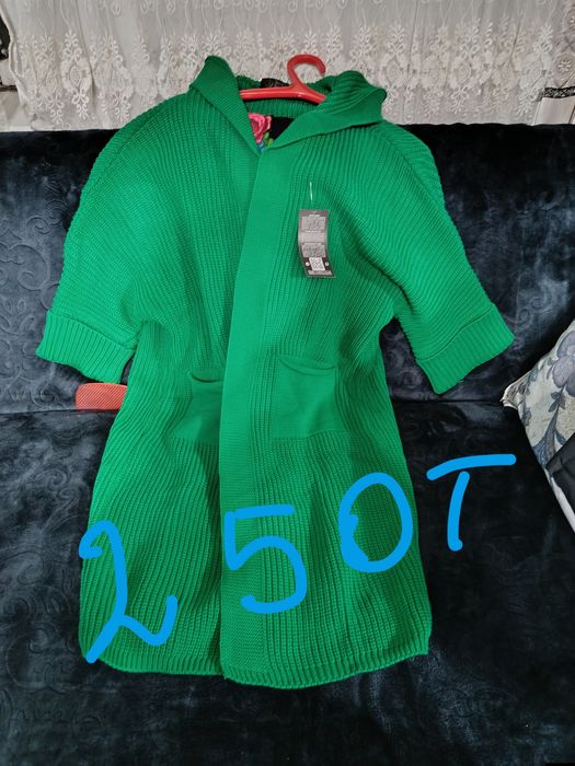 Продаю куртки и кардиган состояние отличное